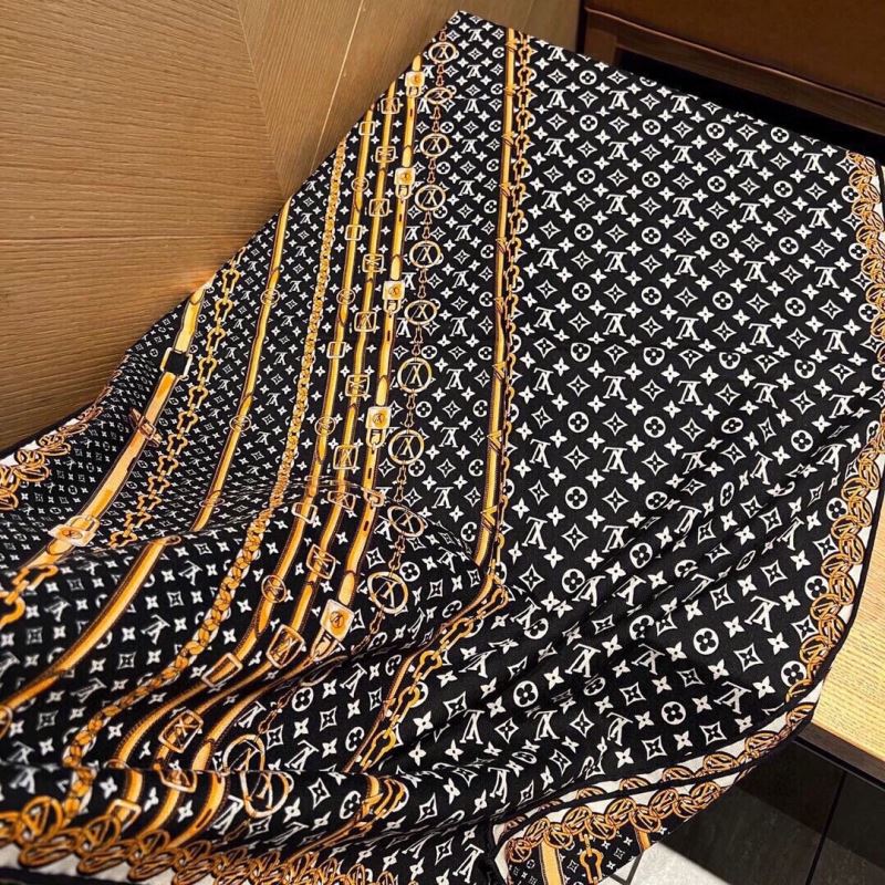 Louis Vuitton Scarf